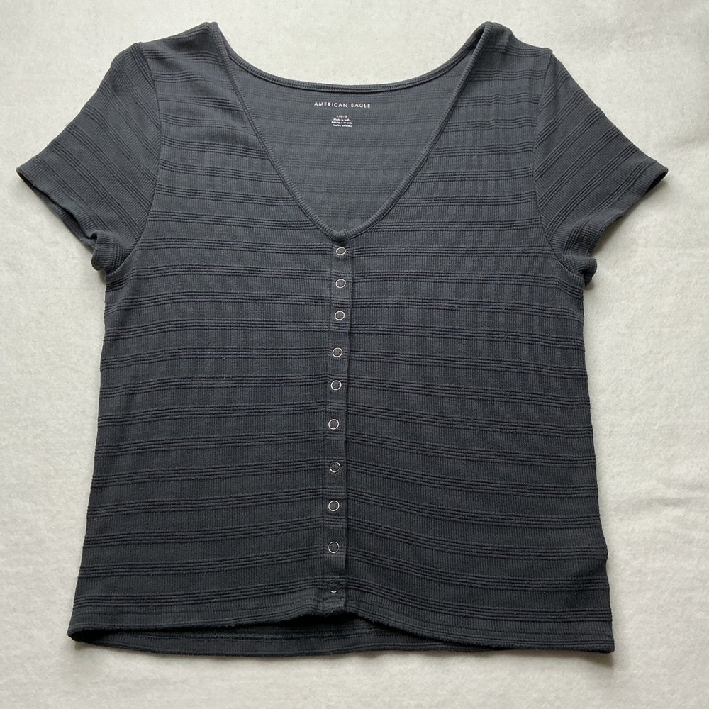 American Eagle Womens Large Dark Gray Ribbed Short Sleeve Button Front Top
